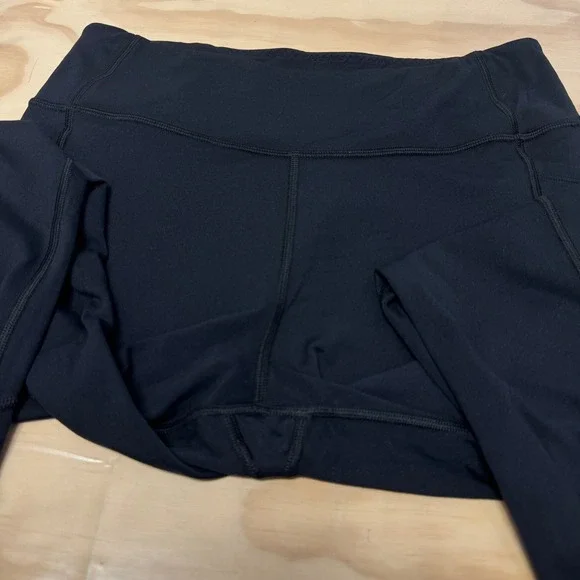 Victoria's Secret High Waisted Pocket Cropped Leggings Large L Regular Athletic - Picture 5 of 7